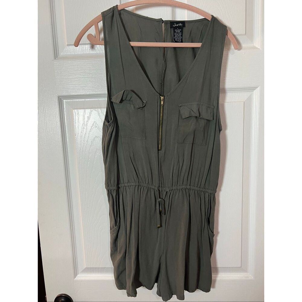 Justify Olive Green Sleeveless Romper | Size L